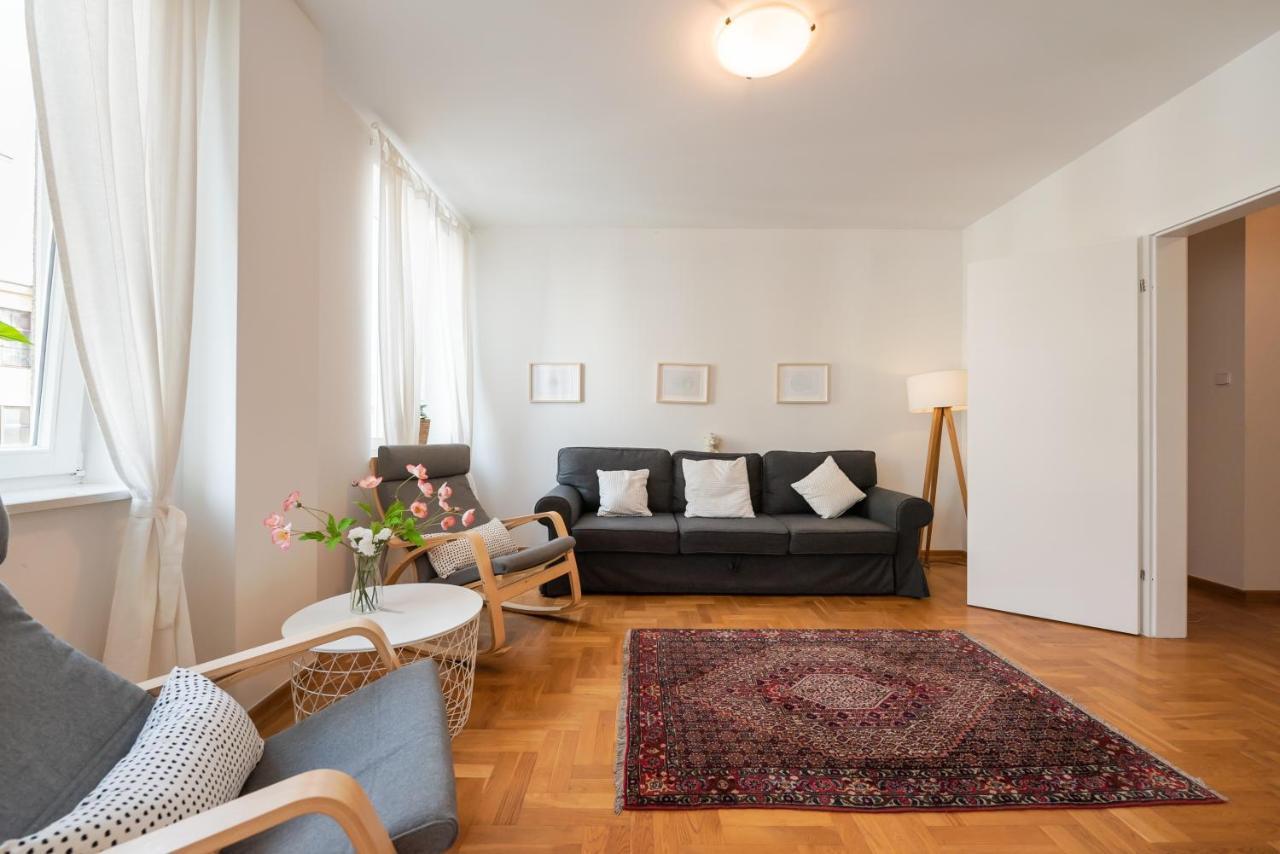 New Town Spacious Apartment Warszawa Exteriör bild