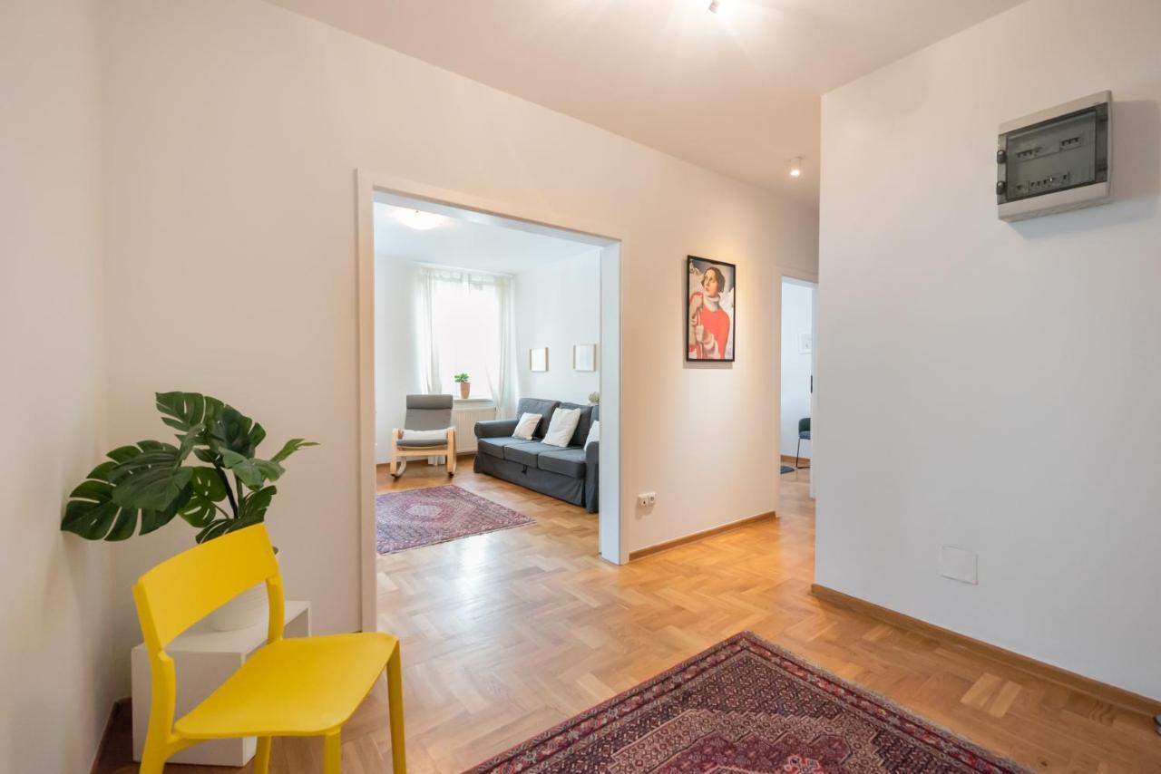 New Town Spacious Apartment Warszawa Exteriör bild